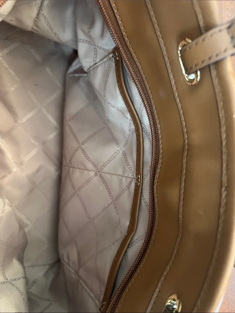 Michael Kors Winston Large Zip Top Pocket Tote Bag